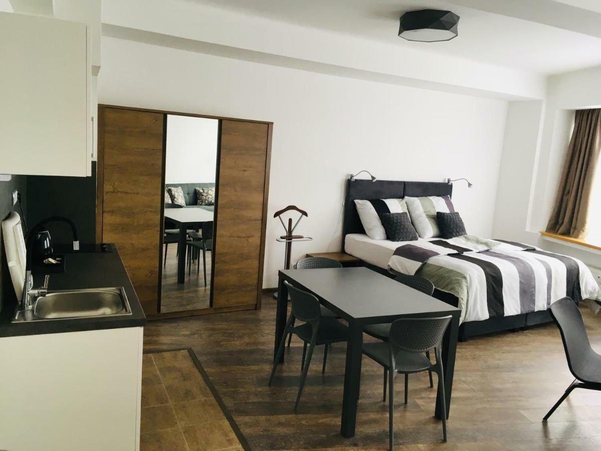 Like Home Apartments ปราก ภายนอก รูปภาพ